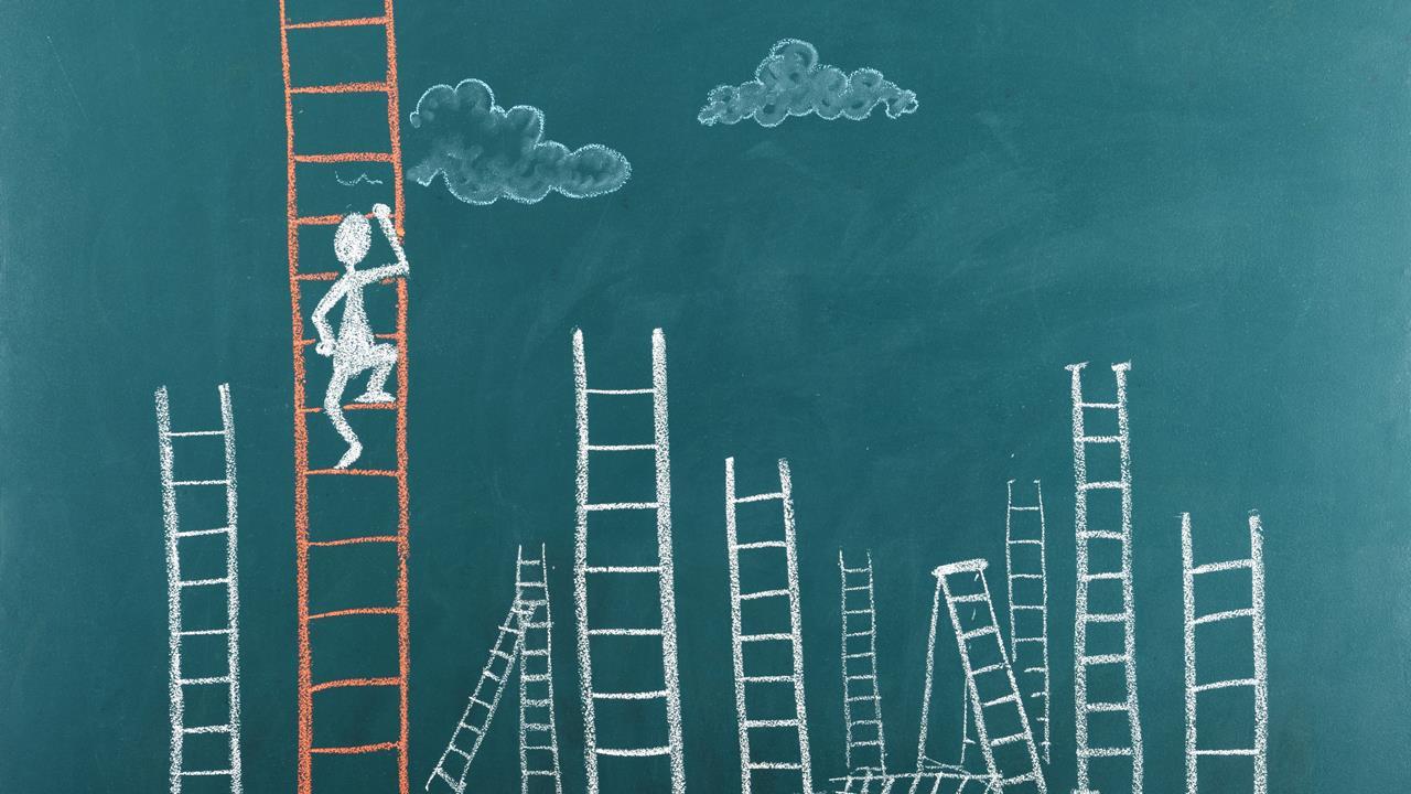 The Human Factor in Text Security: Educating Users